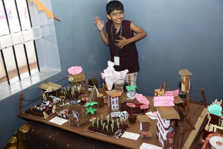 Sree Sankara Bala Vidyalaya Golden Jubilee School-School Exhibition