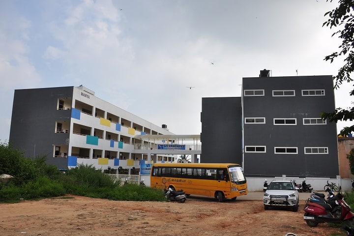 Sri chaitanya techno school-building