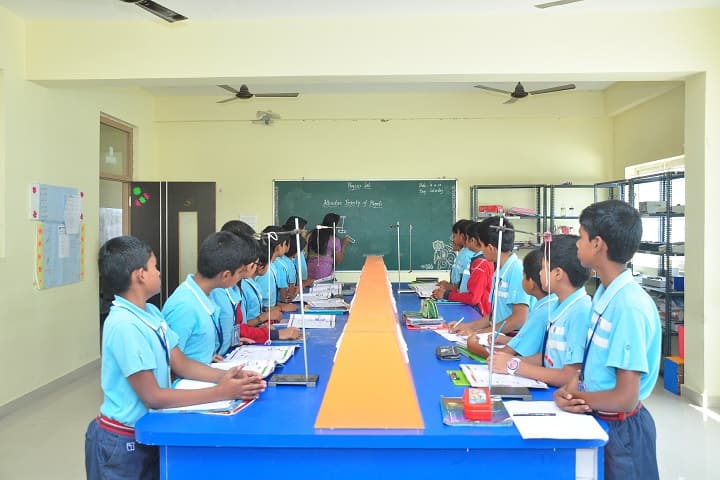 Sri chaitanya techno school-lab