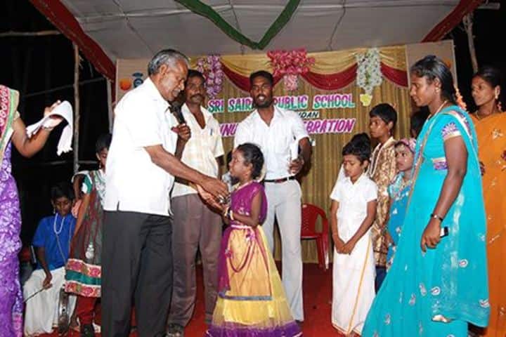 Sri Sai Ram Public School-Prize Distribution