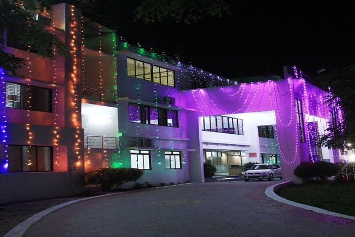 Sri Venkateshwara International School-Building