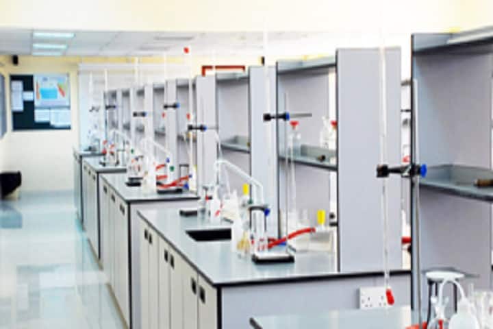 Sri Vidya Mandir Higher Secondary School-Lab
