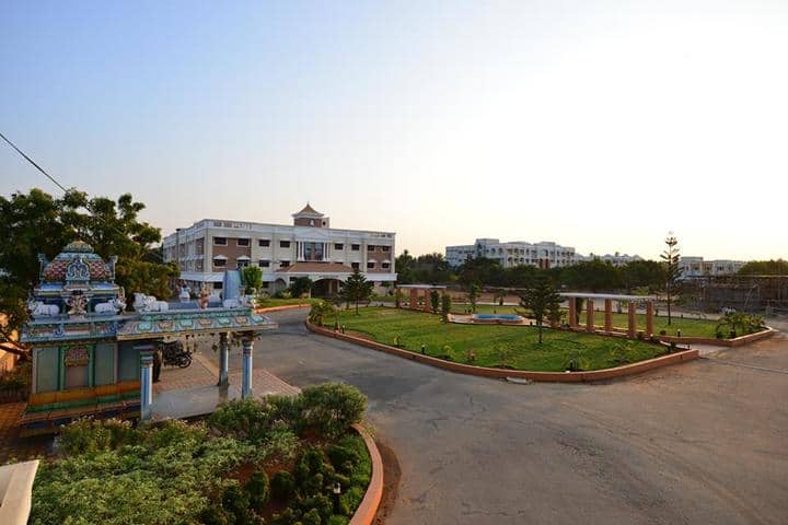 Sri Vignesh Vidyalaya School-School Campus