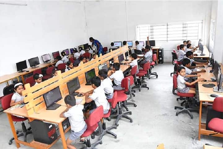 SRINIVASA PUBLIC SCHOOL-computer lab