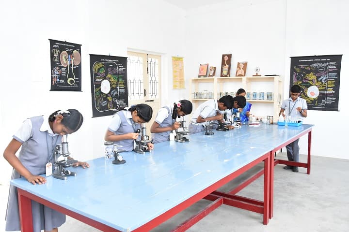 SRINIVASA PUBLIC SCHOOL-lab