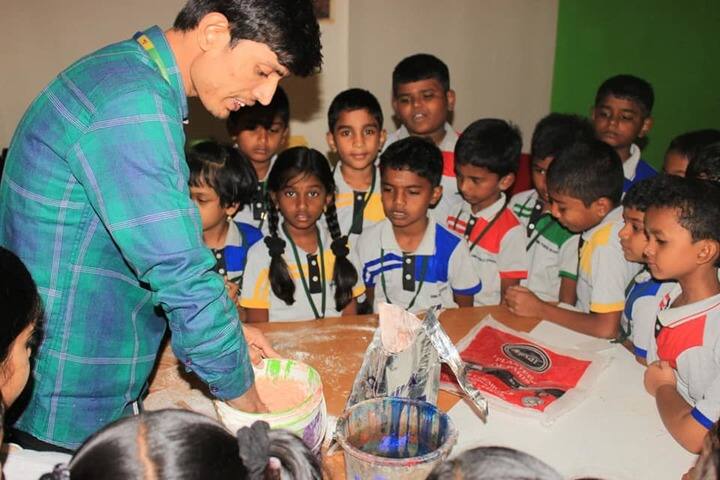 SRM Public School-Art and Craft