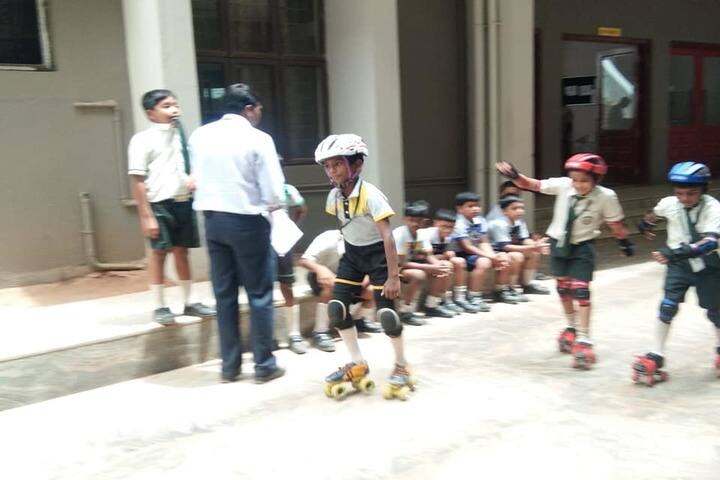 SRM Public School-Skating