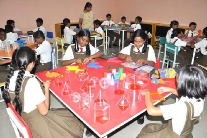 St Johns Universal School- Math Lab