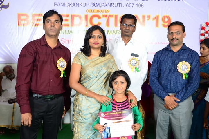 St Paul Public School- Certificate Distribution