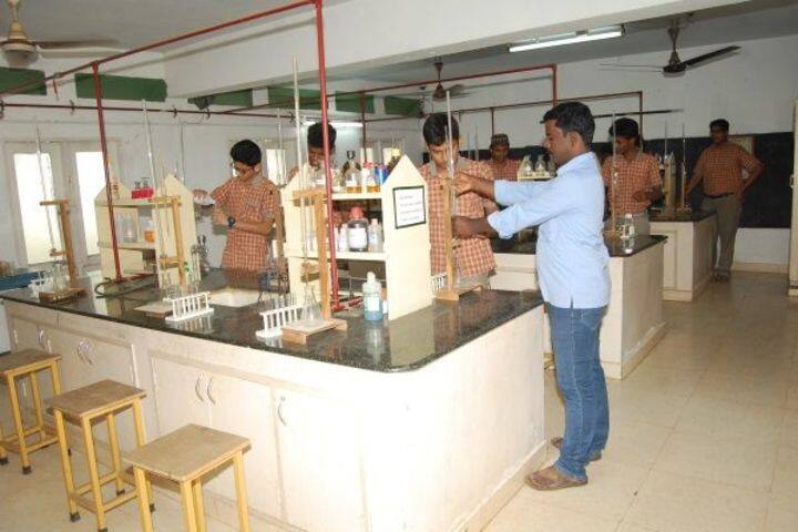 The Fathima Matriculation Higher Secondary School- Chemistry Lab
