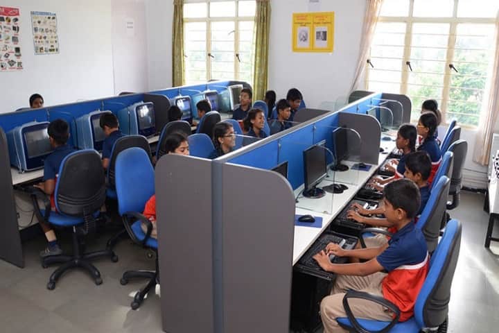 Vav International School-Computer Lab