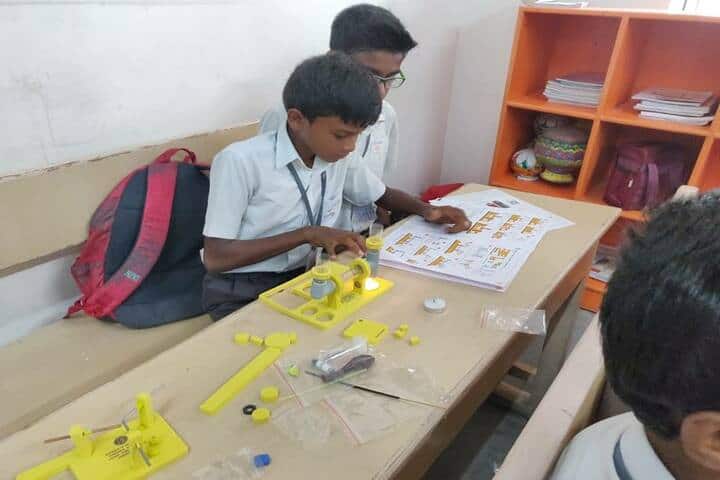 Velammal Bodhi Campus-Chemistry experiment