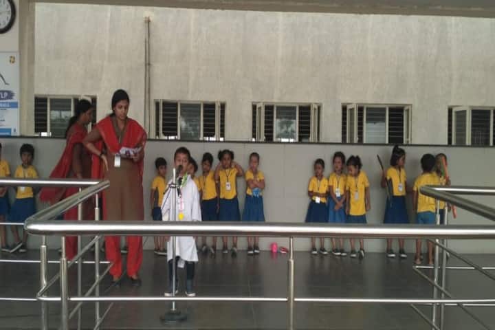 Velammal Vidyalaya-Health Awarness Program