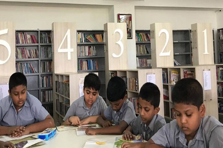 Velammal Vidyalaya-Library