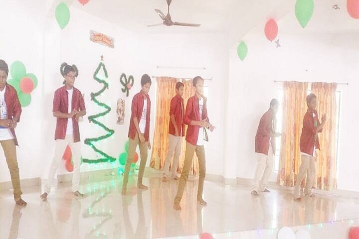 Victory Public School-Group dance