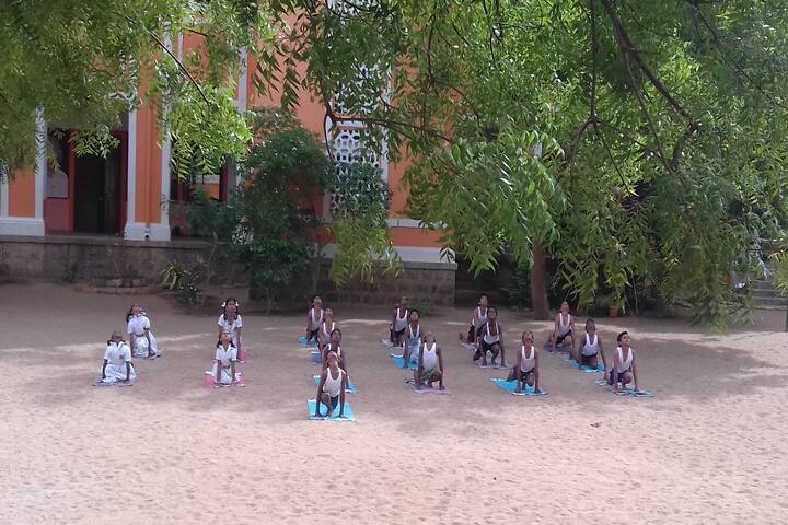 Vivekananda Vidyalaya-Yoga