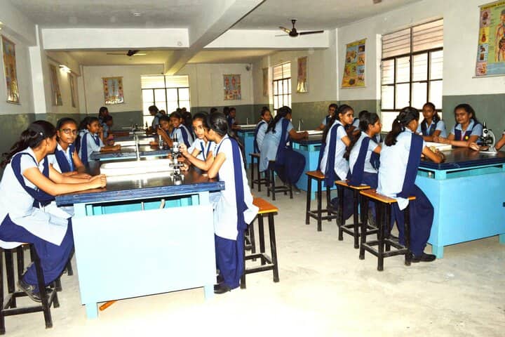 R P S Girls Public School-Biology Lab