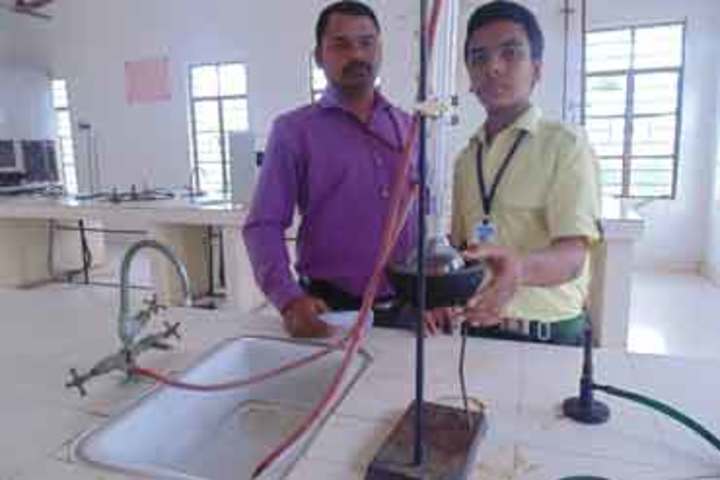 Balaji High School-Chemistry Lab