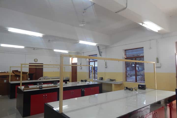 Bhadrachalam Public School And Jr. College-Physics Lab