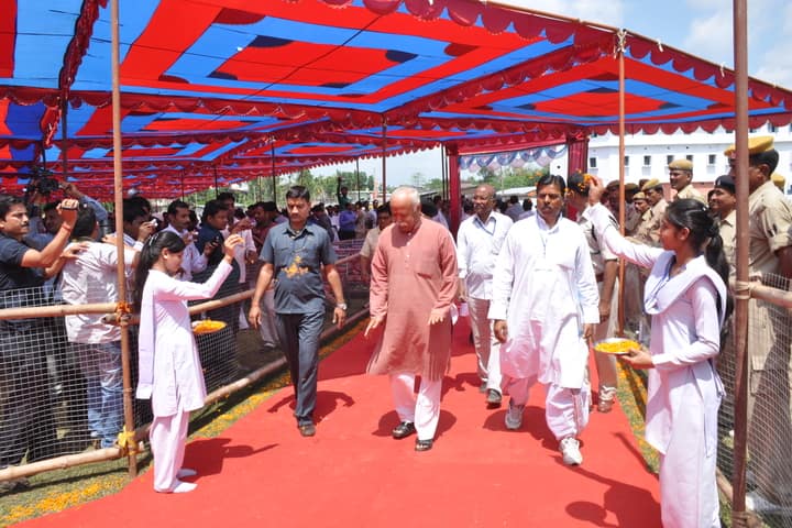 Radhakrishna Saraswati Vidya Mandir-Welcoming the Guest