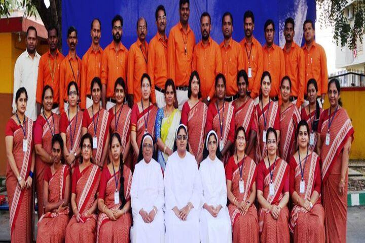 Carmel Convent School-Group Photo