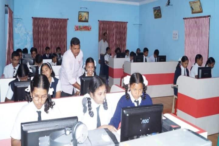 Carmel Convent School-IT Lab