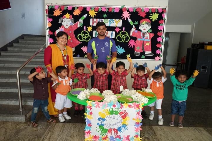 Cmr International School-Holi Celebrations
