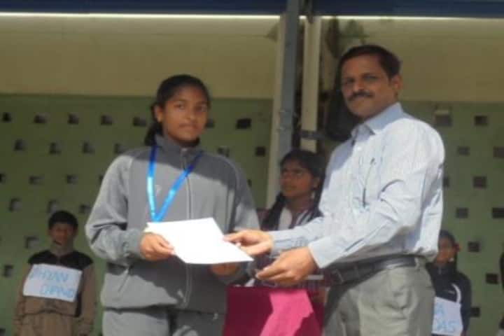 DAV BDL Public School-Annual Prie Distribution