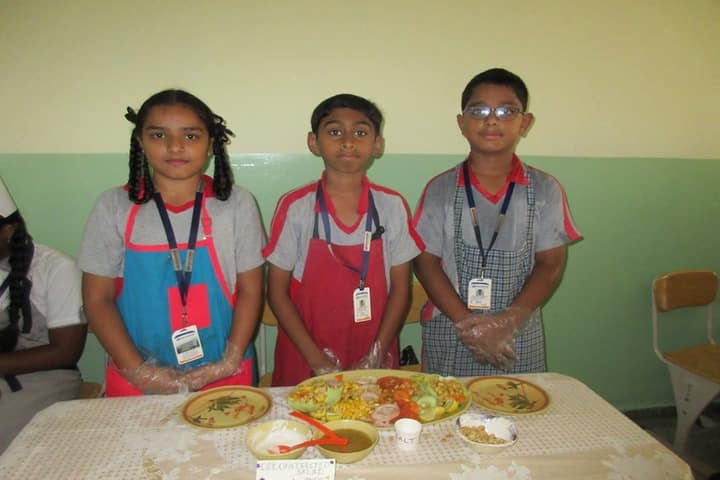 Delhi School Of Excellence-Food Fest