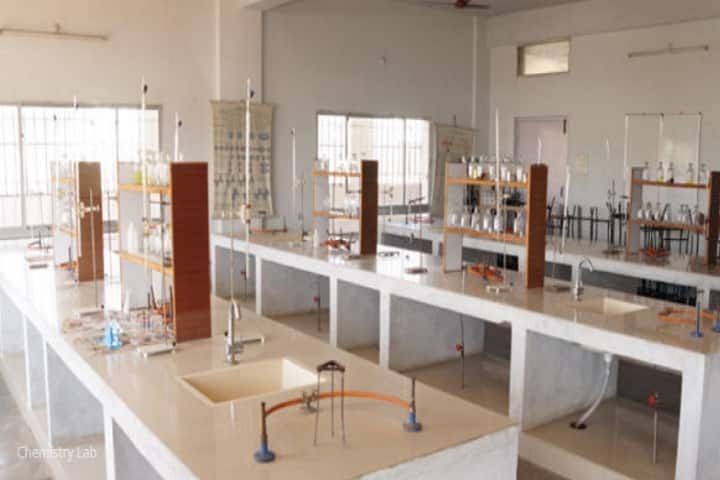 Indus Universal School-Laboratory