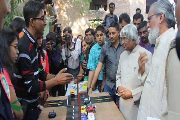 Ramakrishna Mission Vidyamandir-Science Exhibition
