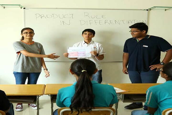Manthan School-Debate