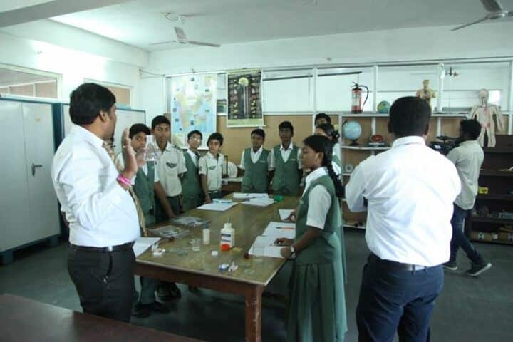 Oasis Public School-Chemistry Lab