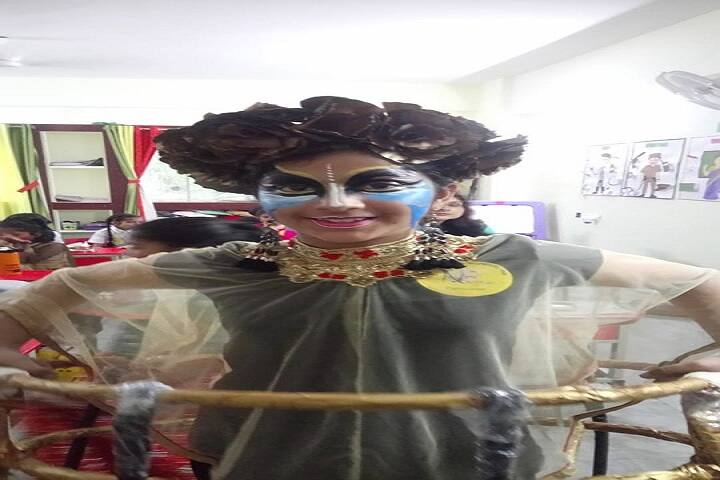 Pallavi Model School-Face Painting
