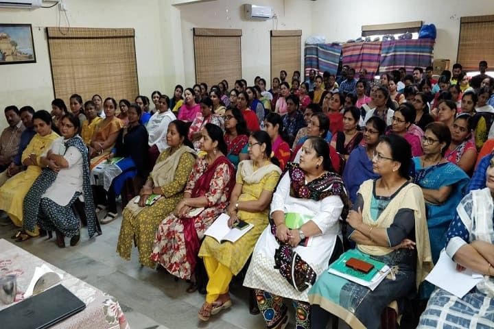 Pallavi Model School-Auditorium