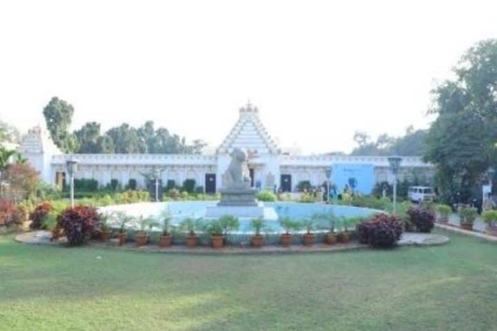 Roots Montessori School-Building