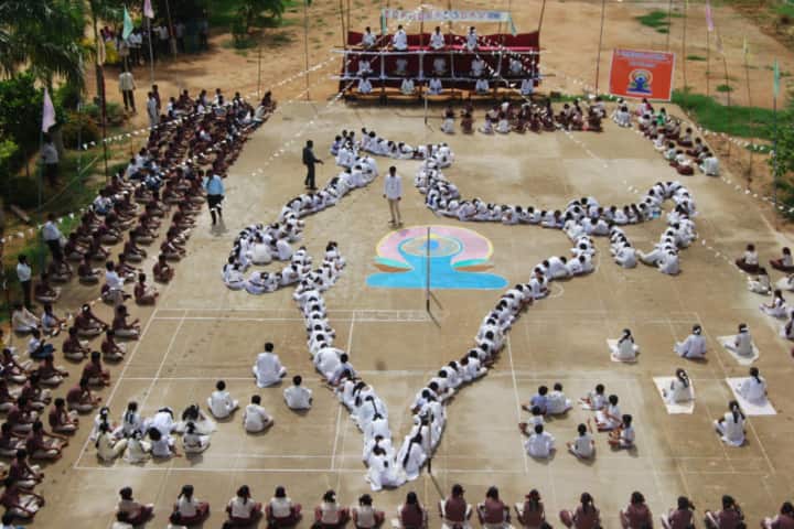 Sai Spurthi D A V School-Independence Day