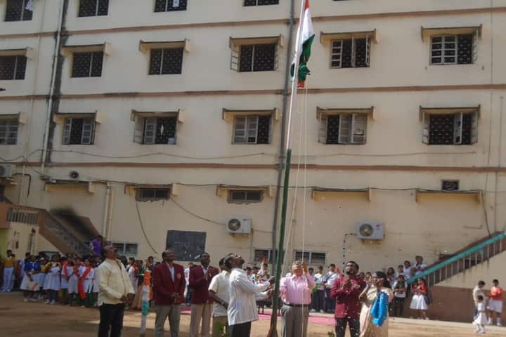 Shri Hanuman Vyayam Shala Public School-Independence Day Celebrations