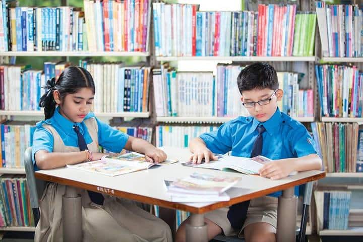 Sr Prime School-Library