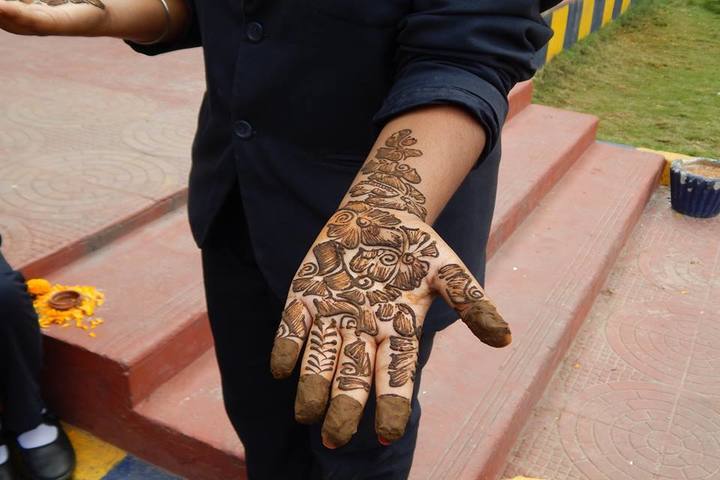 Ssr Discovery Academy-Mehendi Compitition