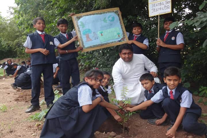 St Claret School-Plant a Tree