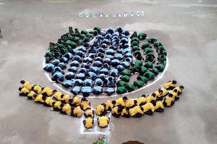 St Martins High School-Forest Day