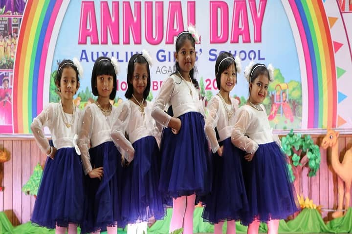 Auxilium Girls School-Fancy Dress