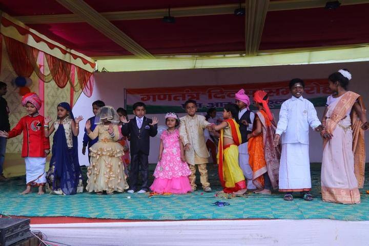 S R T School-Fancy Dress