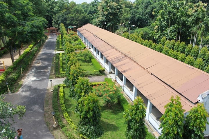 Ramakrishna Mission Vidyalaya-Campus Entrance Gate View