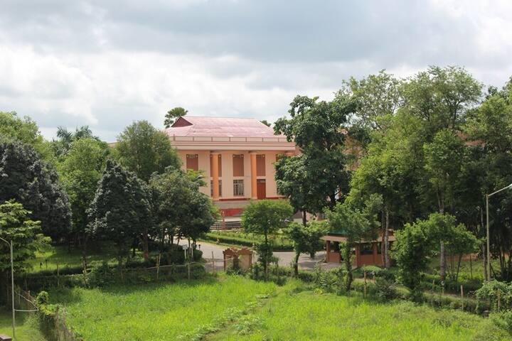 Ramakrishna Mission Vidyalaya-Campus View Area