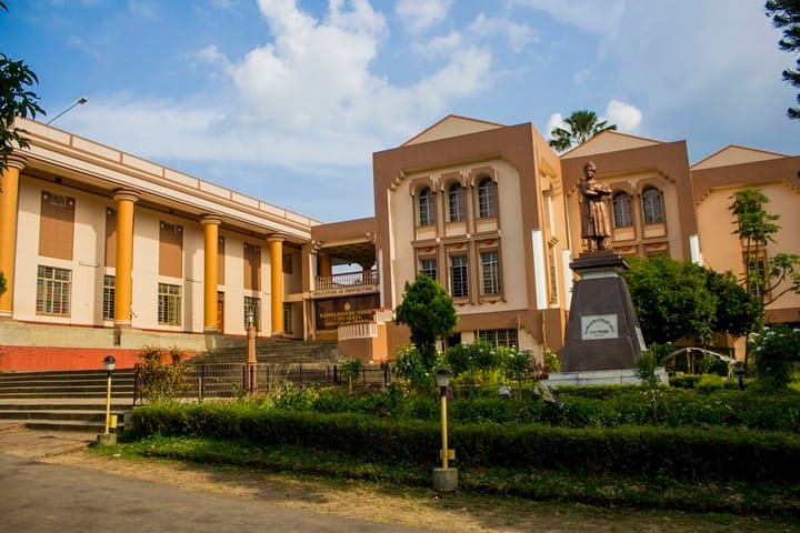 Ramakrishna Mission Vidyalaya-Campus View