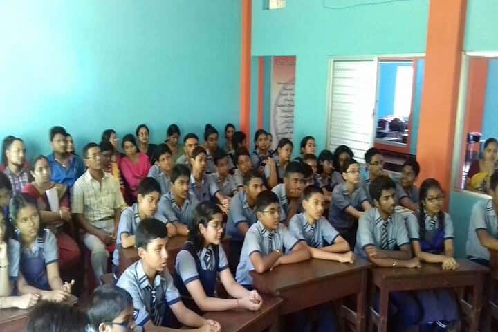 Siksha Bhavan Montessori School-Classroom