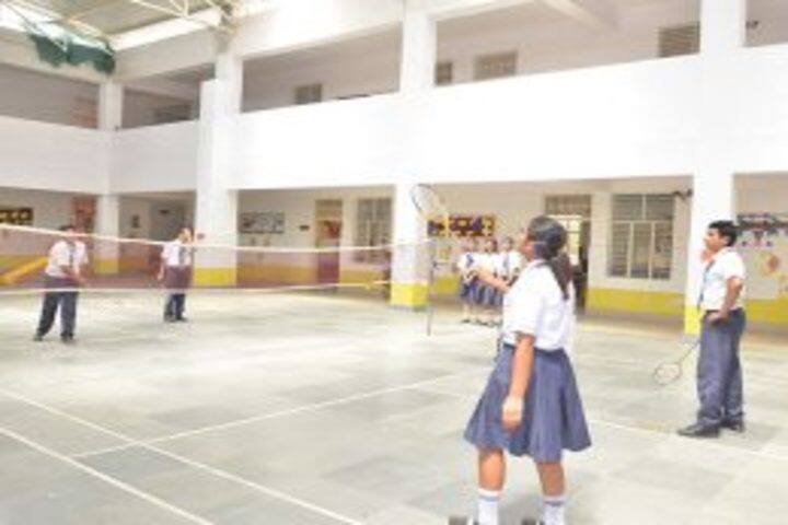 A K Children Academy-Shuttle game