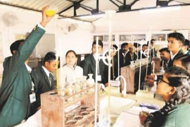 Aatmdeep Vidyalaya- Chemistry Lab